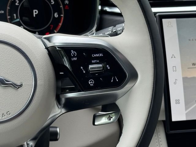 2026 Jaguar F-Pace R-Dynamic S - Photo 24