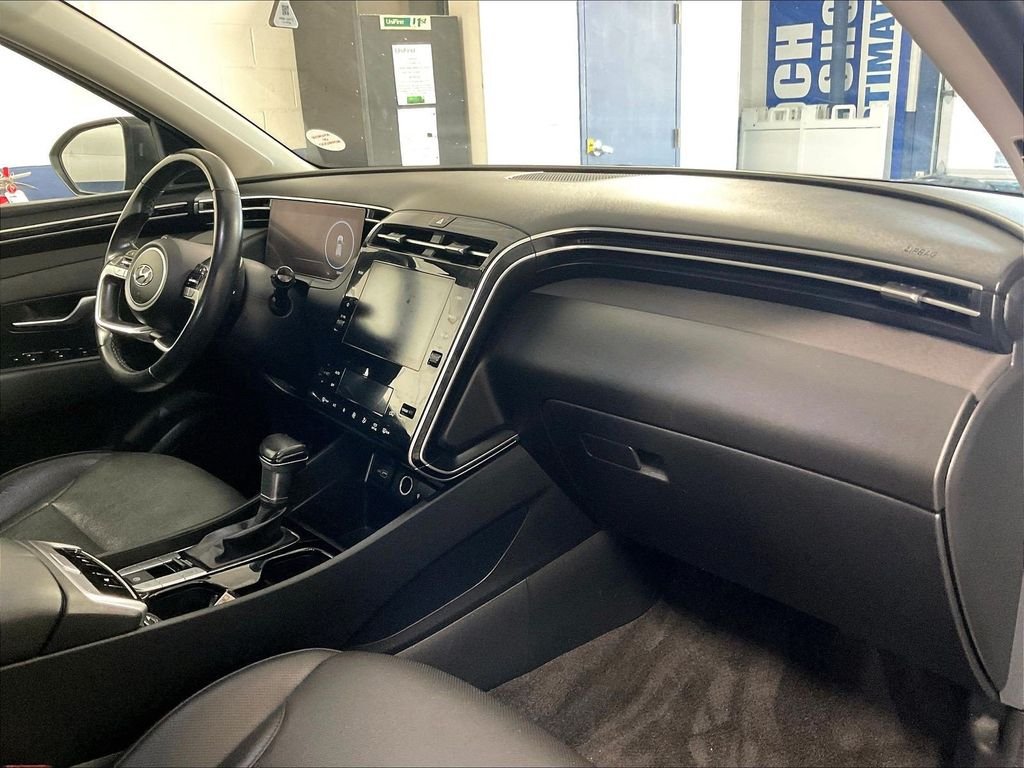 Used 2023 Gray Hyundai SEL image 14