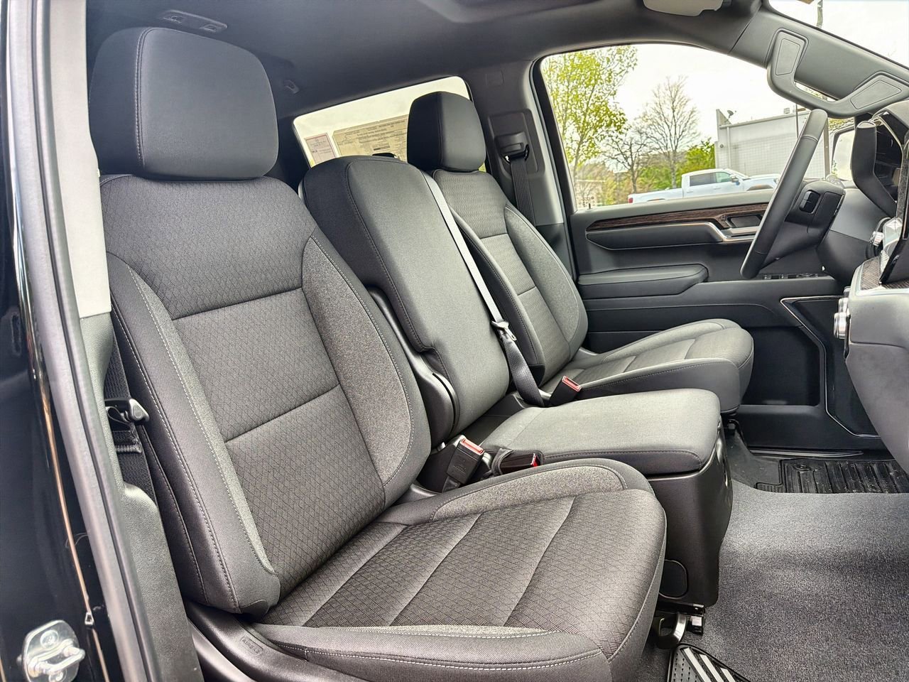 New 2026 Onyx Black GMC SLE image 23