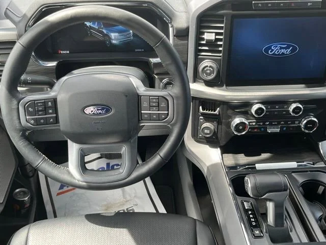 Used 2024 White Ford LARIAT image 19