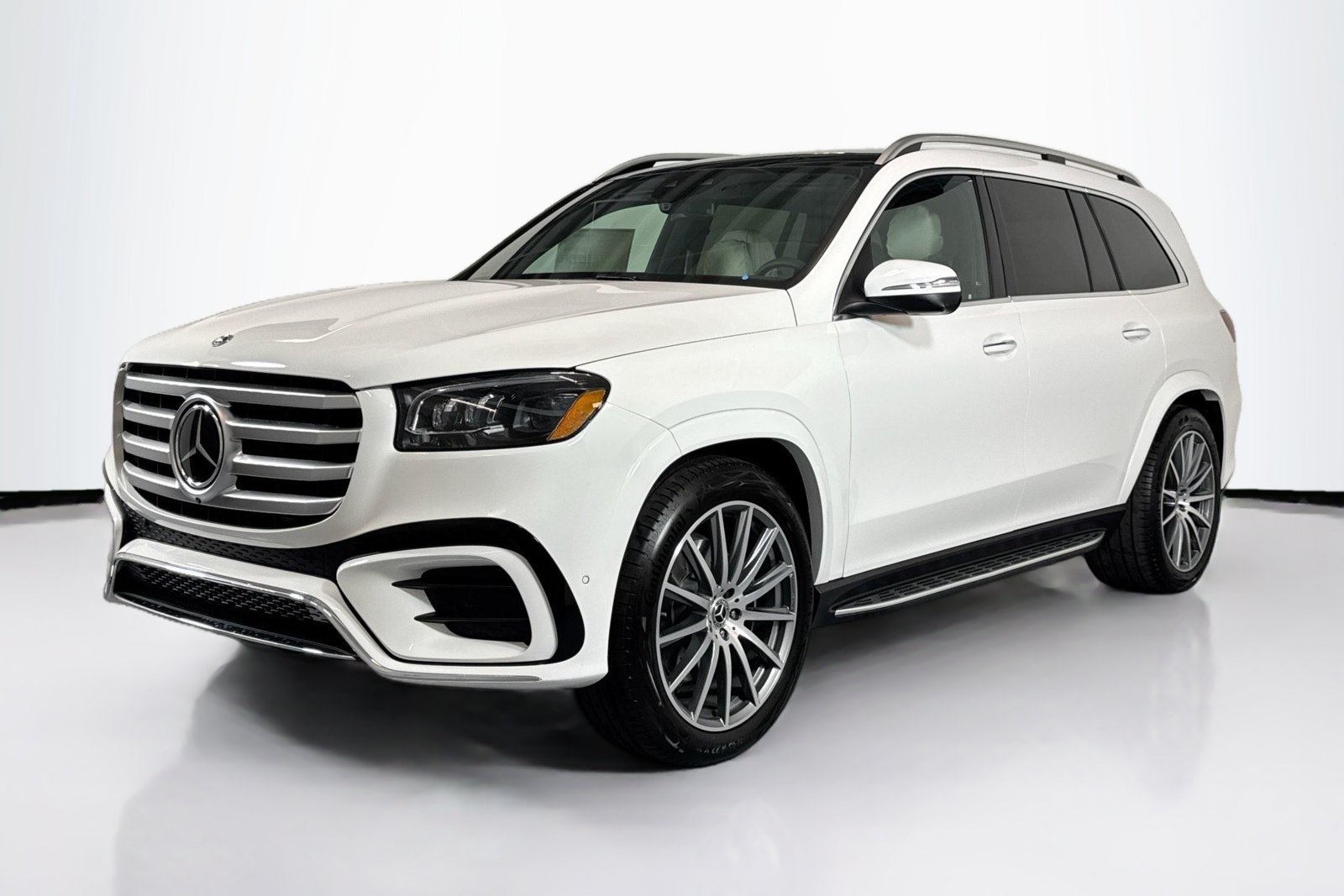 New 2026 Polar White Mercedes-Benz GLS 580 image 1