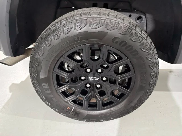 Used 2024 Gray Chevrolet Trail Boss image 11