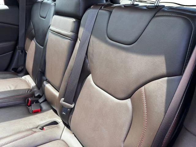 Used 2016 Black Jeep Trailhawk image 10