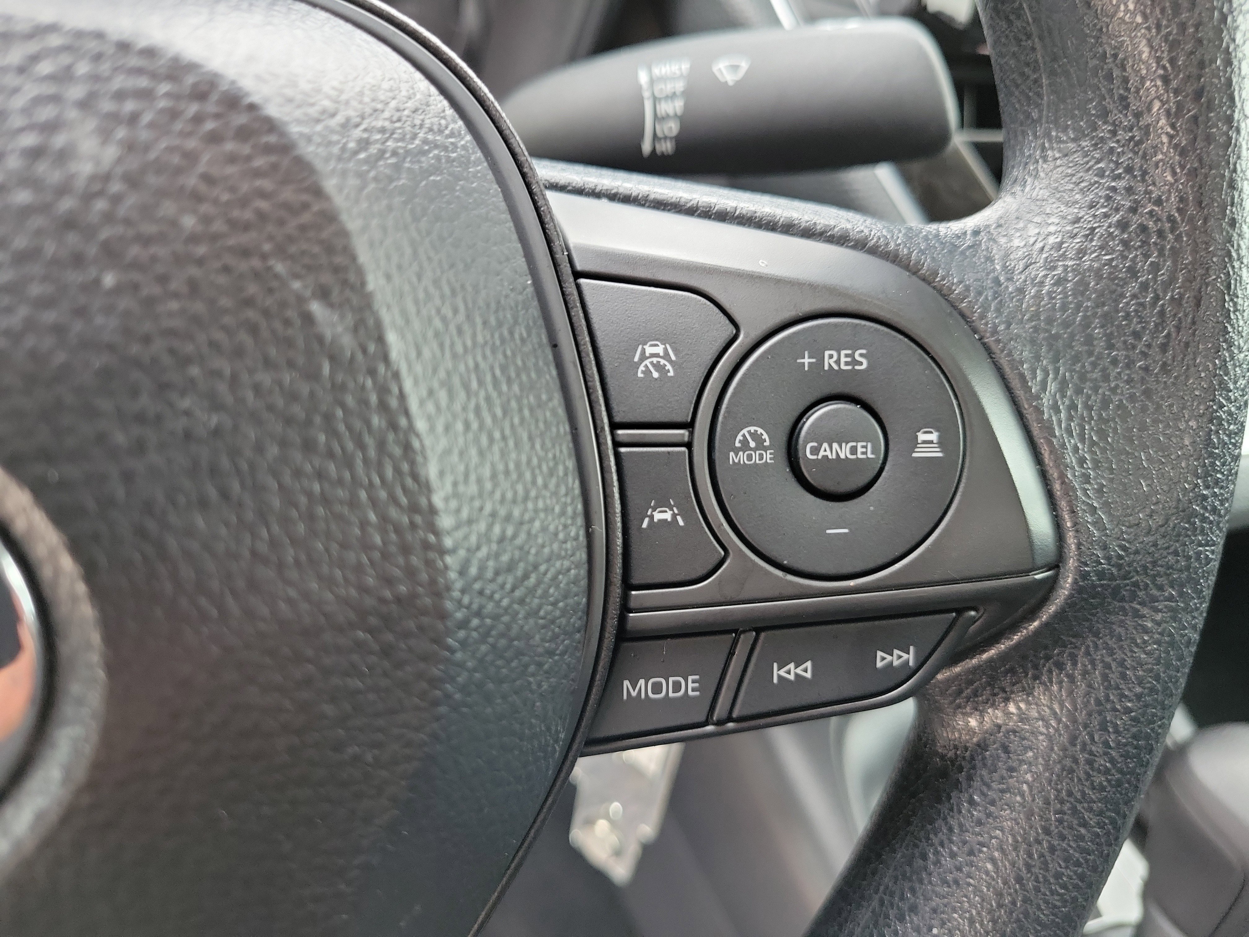 Used 2025 Celestite Toyota LE image 29