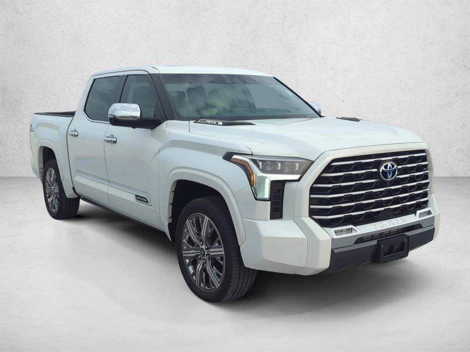 Used 2024 Wind Chill Pearl Toyota Capstone Hybrid image 3