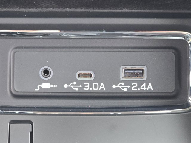 New 2026 CRYSTAL BLACK SILICA Subaru Limited Bronze Edition 7-Passenger image 13