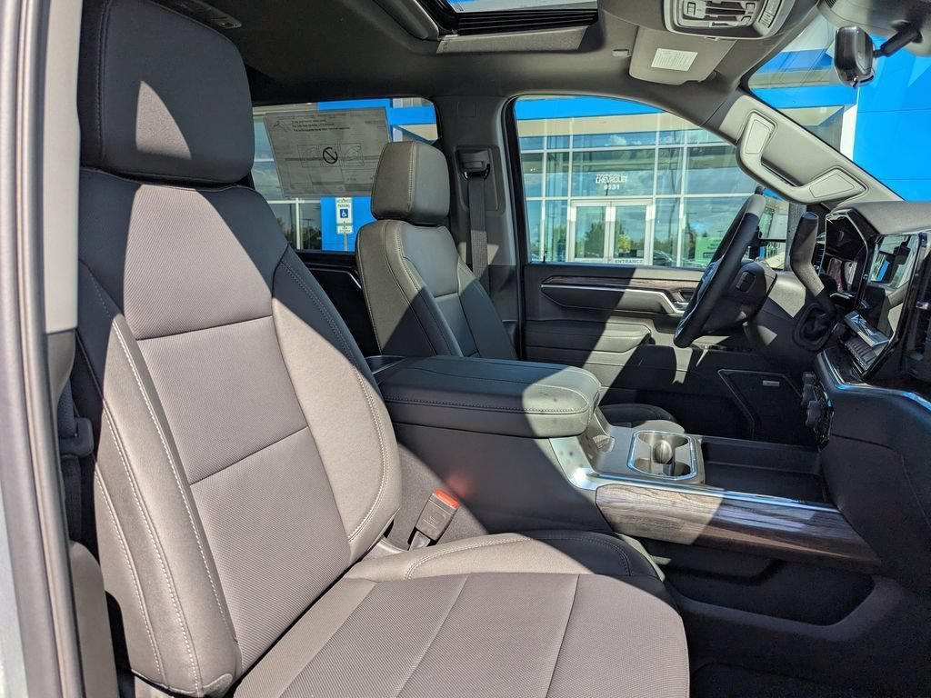 2026 Chevrolet Silverado 3500HD LTZ - Photo 44