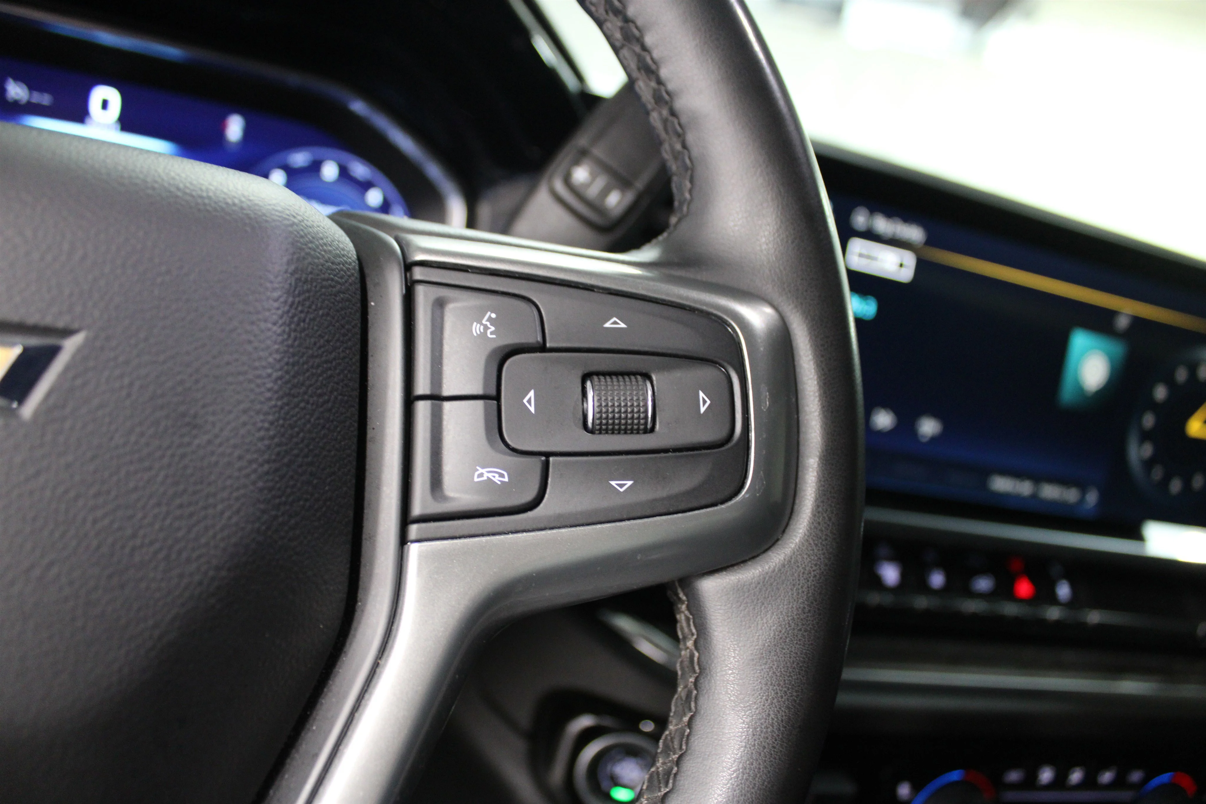 2024 Chevrolet Silverado 2500HD LTZ - Photo 11