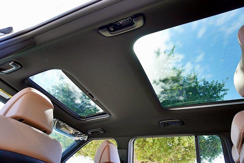 2025 Hyundai Santa Fe Limited - Photo 20