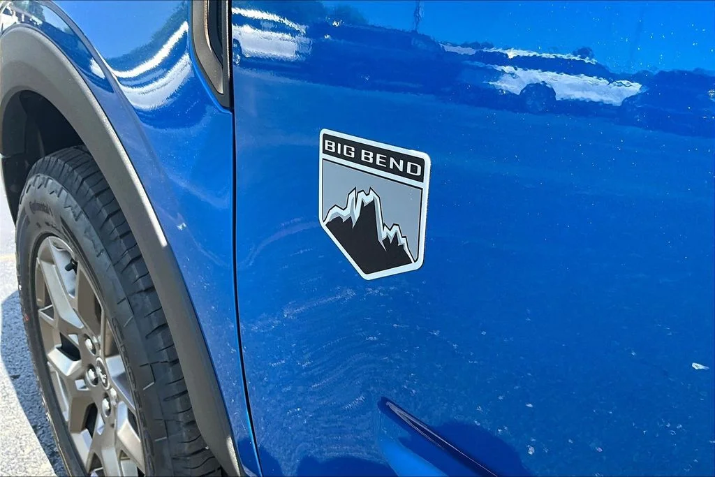 New 2026 Velocity Blue Metallic Ford Big Bend® image 9
