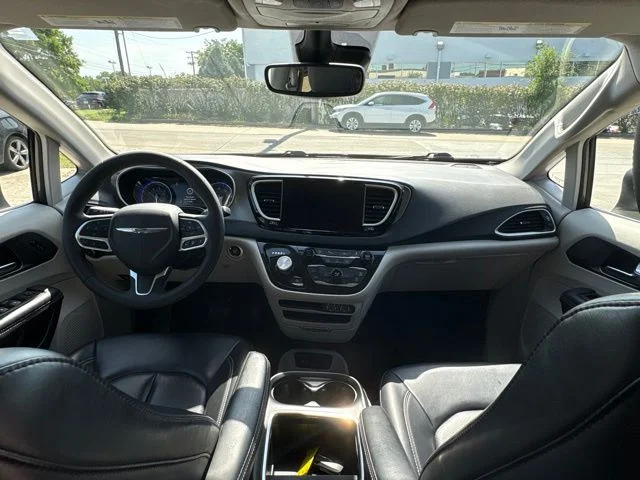 Used 2023 Gray Chrysler Touring L image 42