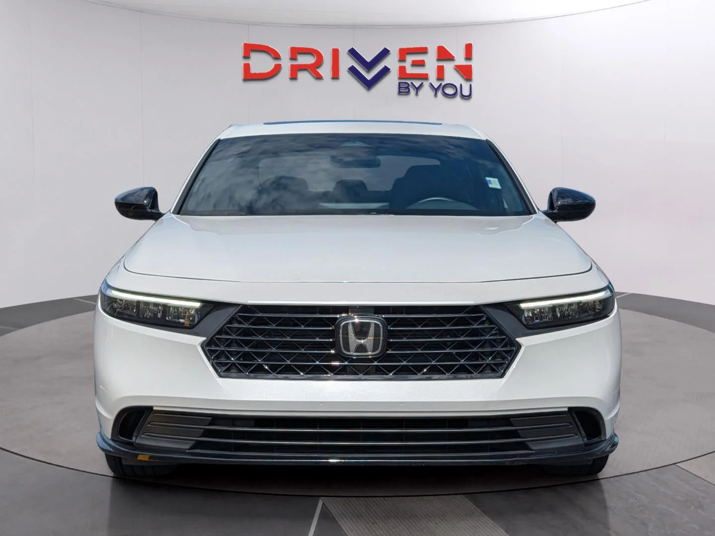 Used 2024 Platinum White Pearl Honda Sport-L image 8