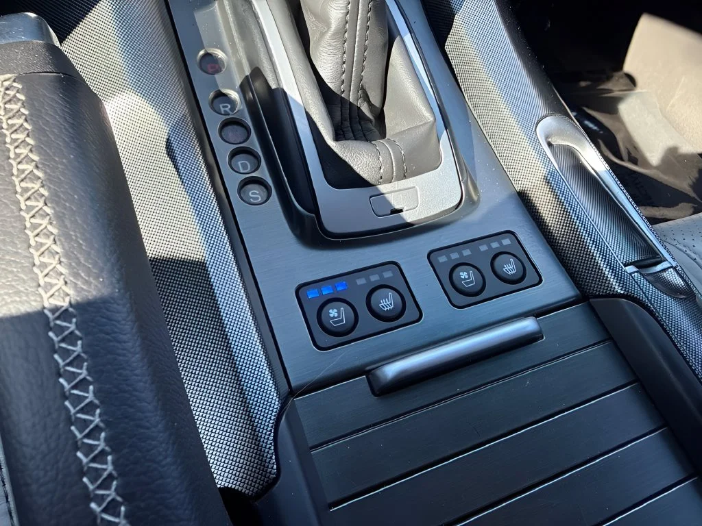 Used 2012  Acura SH-AWD image 20