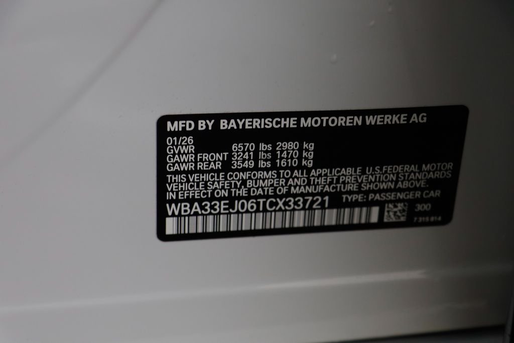 New 2026 Alpine White BMW 760i xDrive image 27