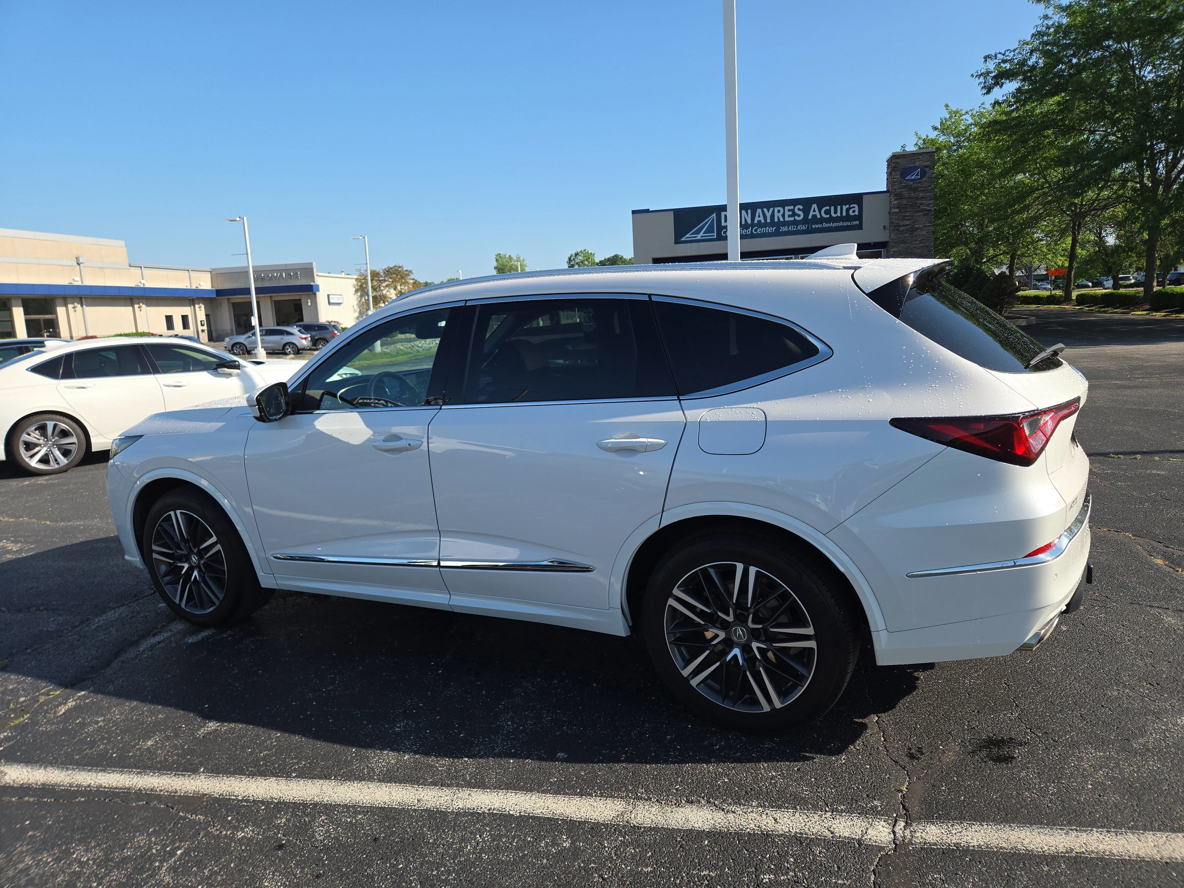 Certified Used 2025 Platinum White Pearl Acura SH-AWD ADVANCE image 65