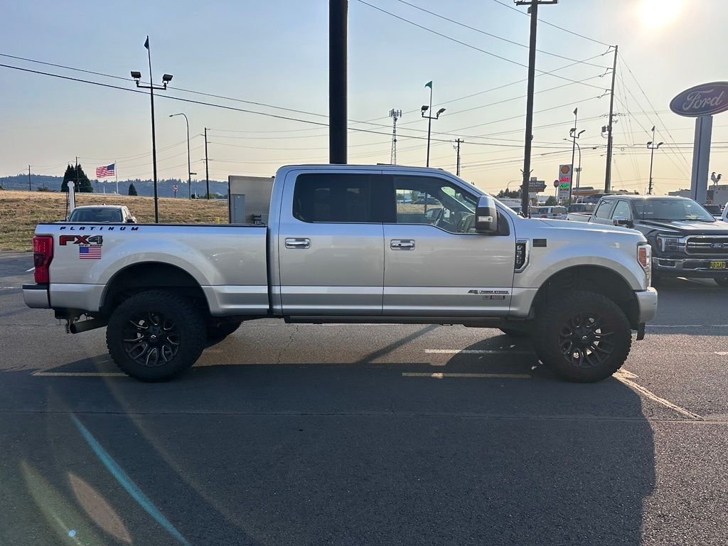 Used 2017 Ingot Silver Metallic Ford Platinum image 3