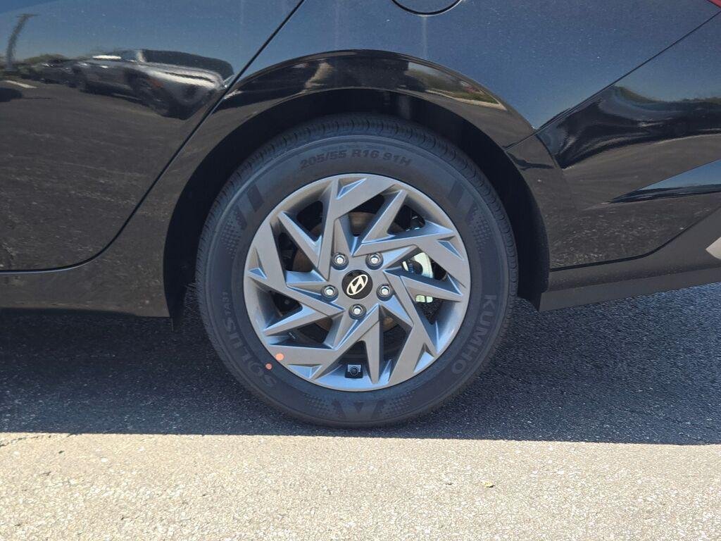 New 2026 Black Hyundai Blue image 16