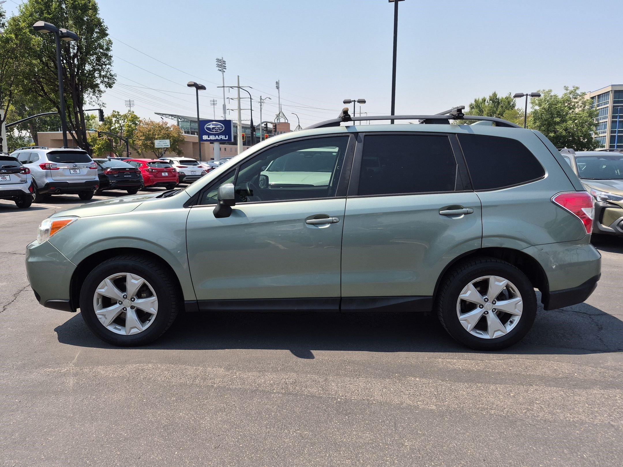 Used 2016 Jasmine Green Metallic Subaru 2.5i Premium image 7
