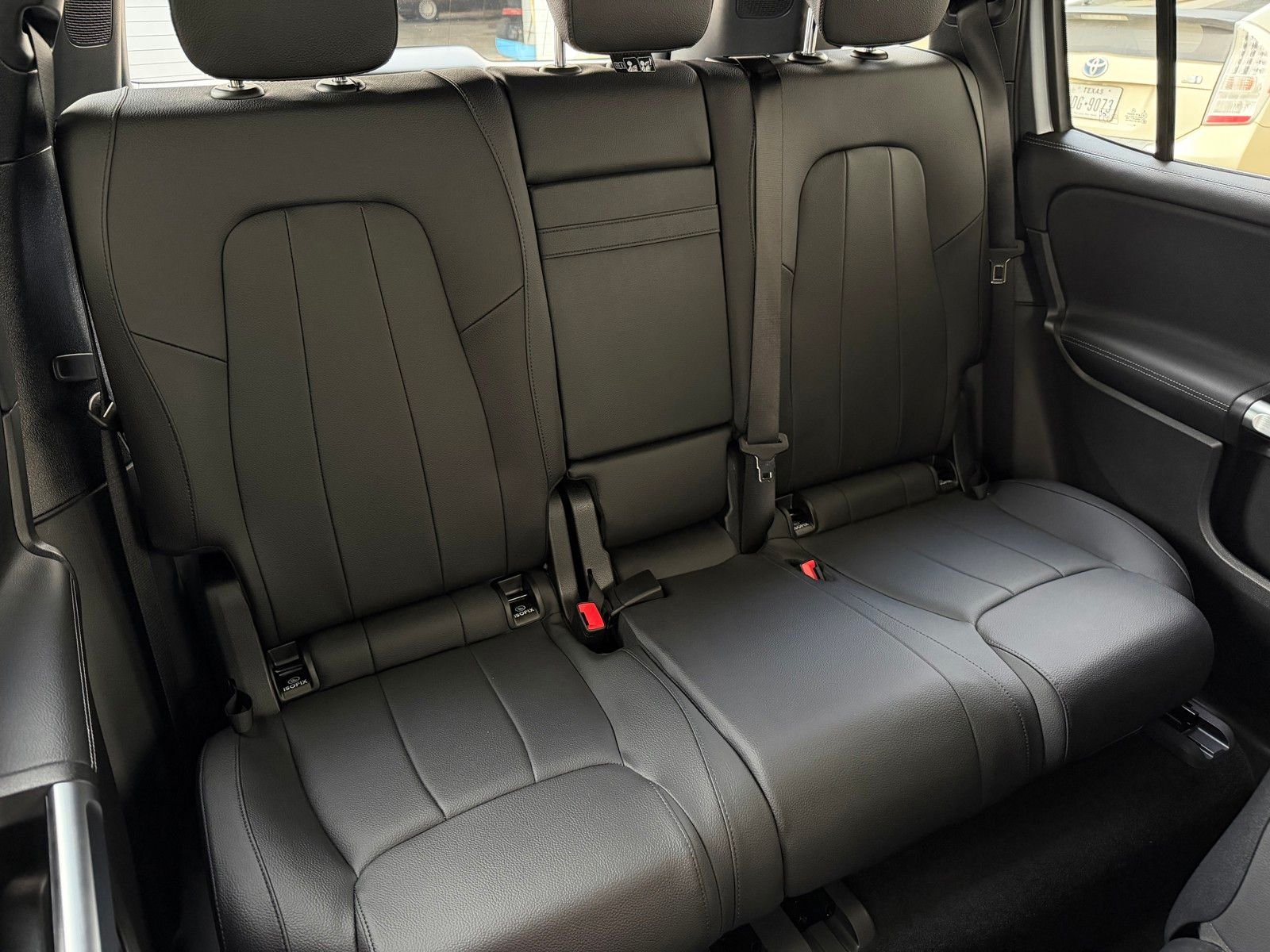 Used 2026 Silver Mercedes-Benz GLB 250 image 15