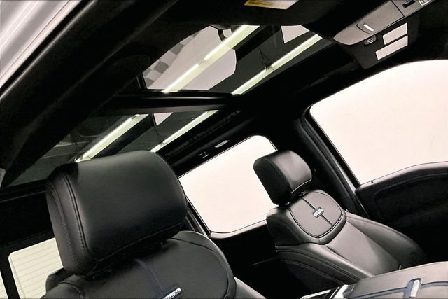 Used 2025 Space White Metallic Ford Platinum image 21