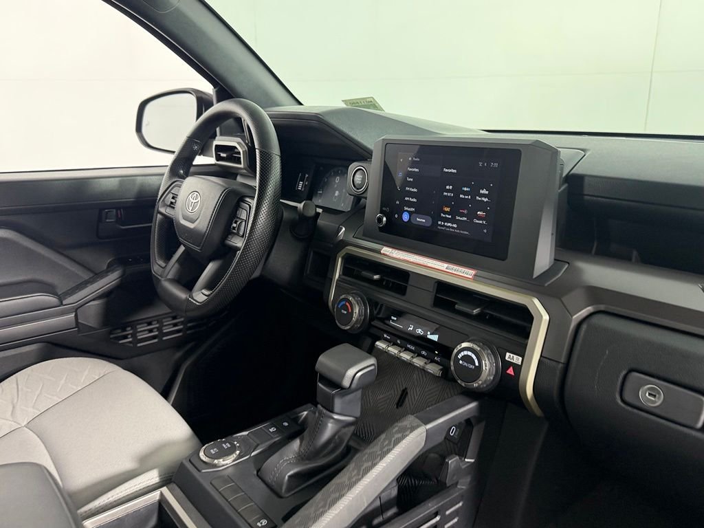 Certified Used 2026  Toyota SR5 image 32