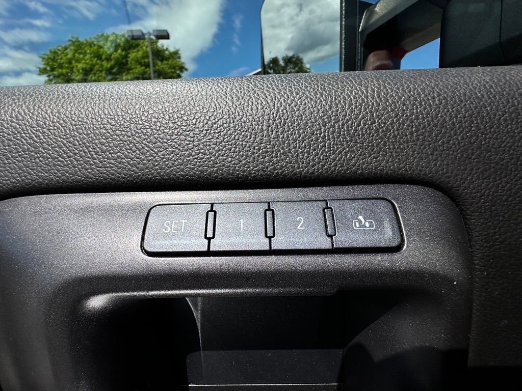 Used 2017 RED HOT Chevrolet LTZ image 26