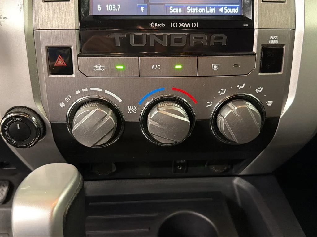 Used 2018 Black Toyota SR5 image 22