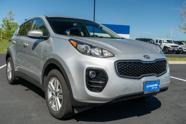 Used 2019 Silver Kia LX image 4