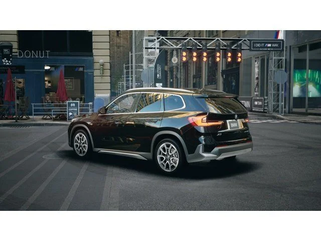 New 2026 Black Sapphire Metallic BMW xDrive28i image 2