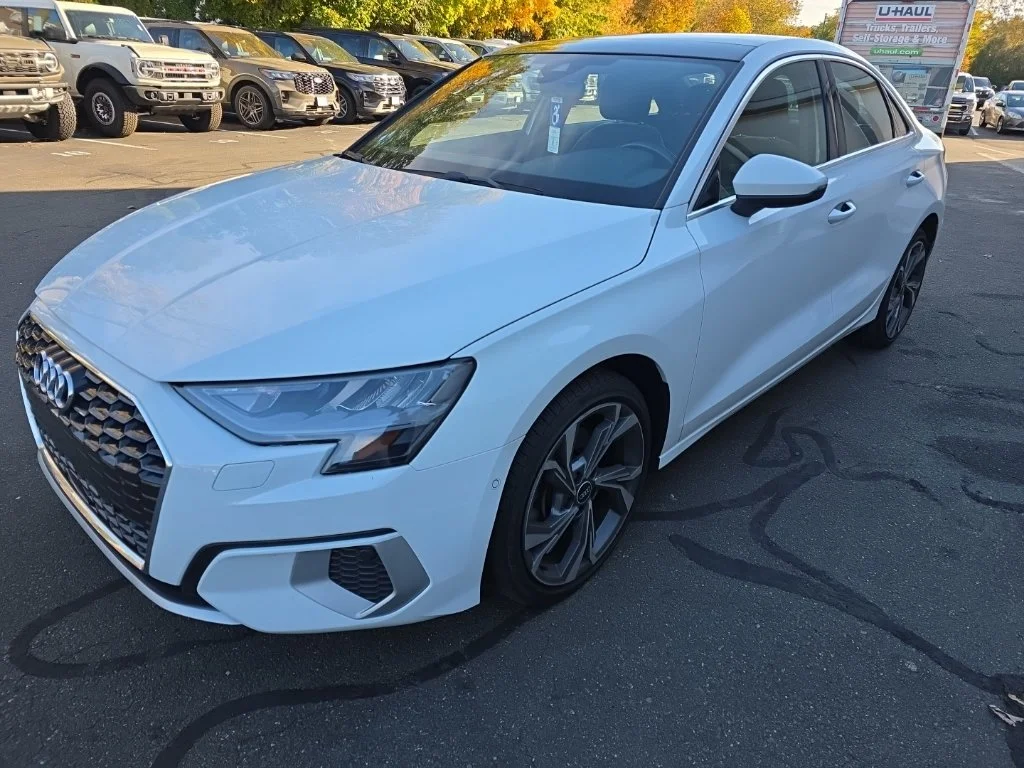 Used 2022 Glacier White Metallic Audi 40 Premium image 7