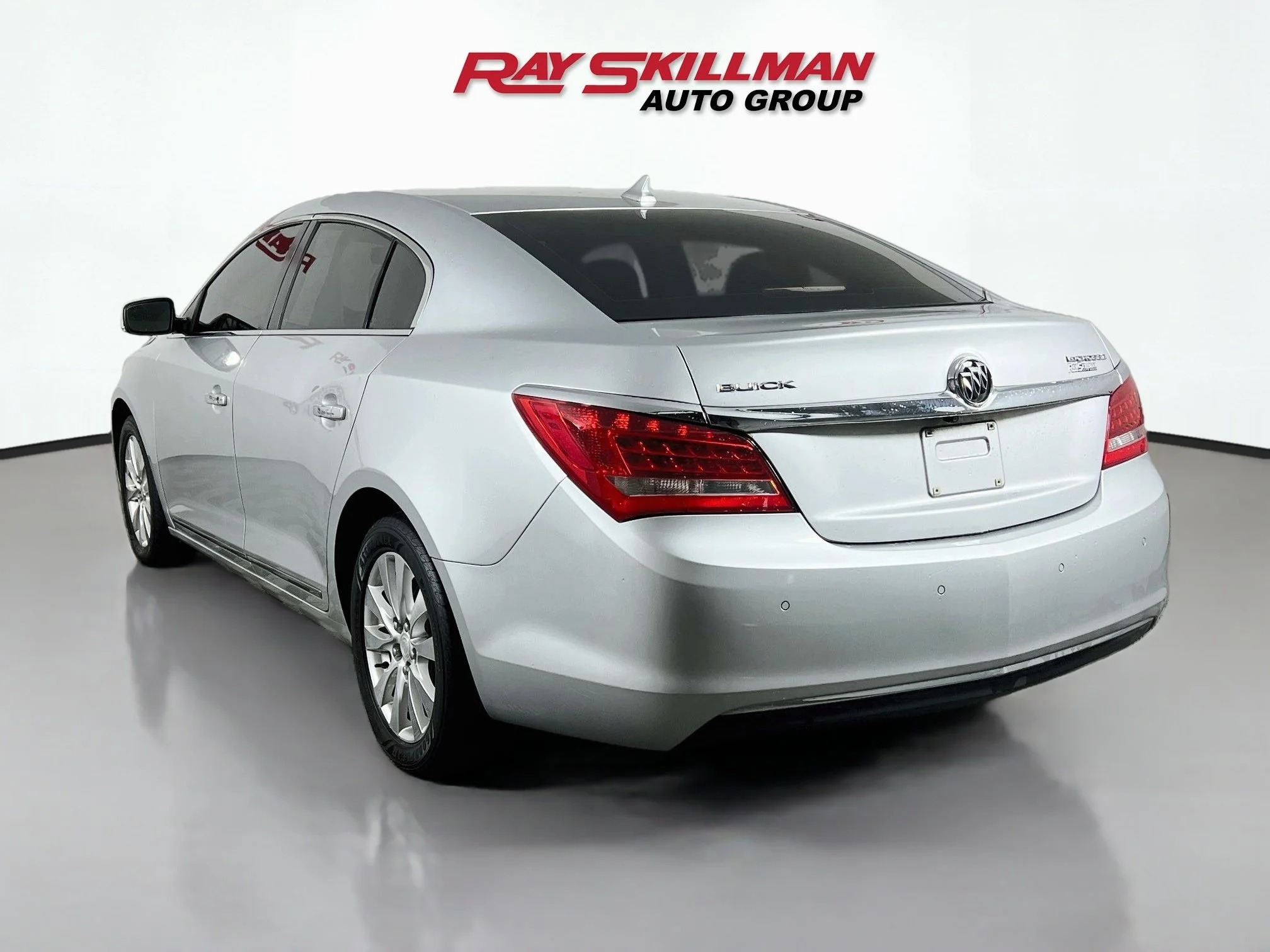Used 2014 Quicksilver Metallic Buick LEATHER image 5