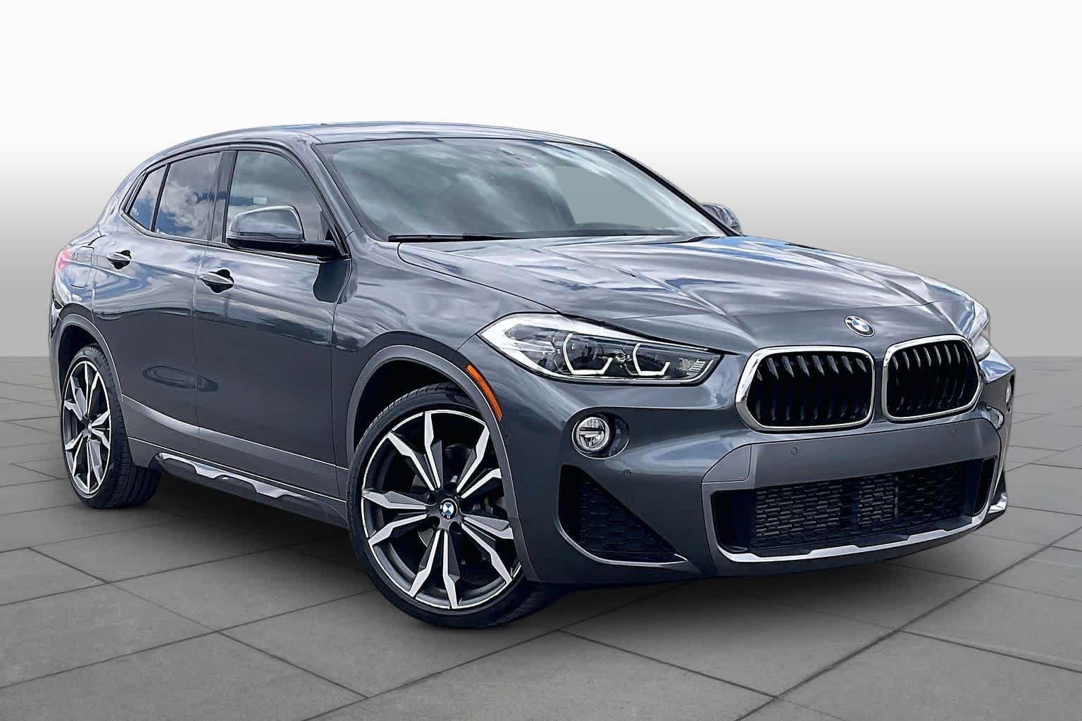 Used 2018 Mineral Gray Metallic BMW xDrive28i image 3