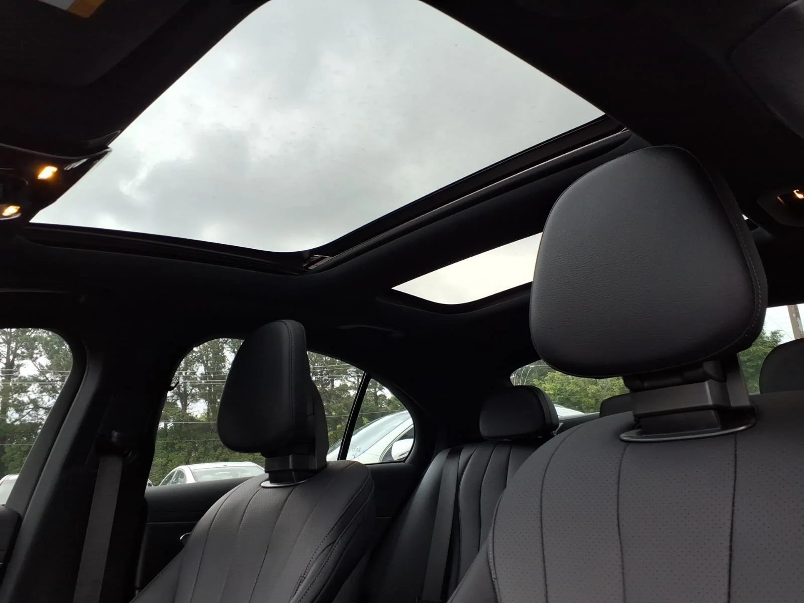 Certified Used 2026 MANUFAKTUR Alpine Grey Mercedes-Benz E 350 image 18