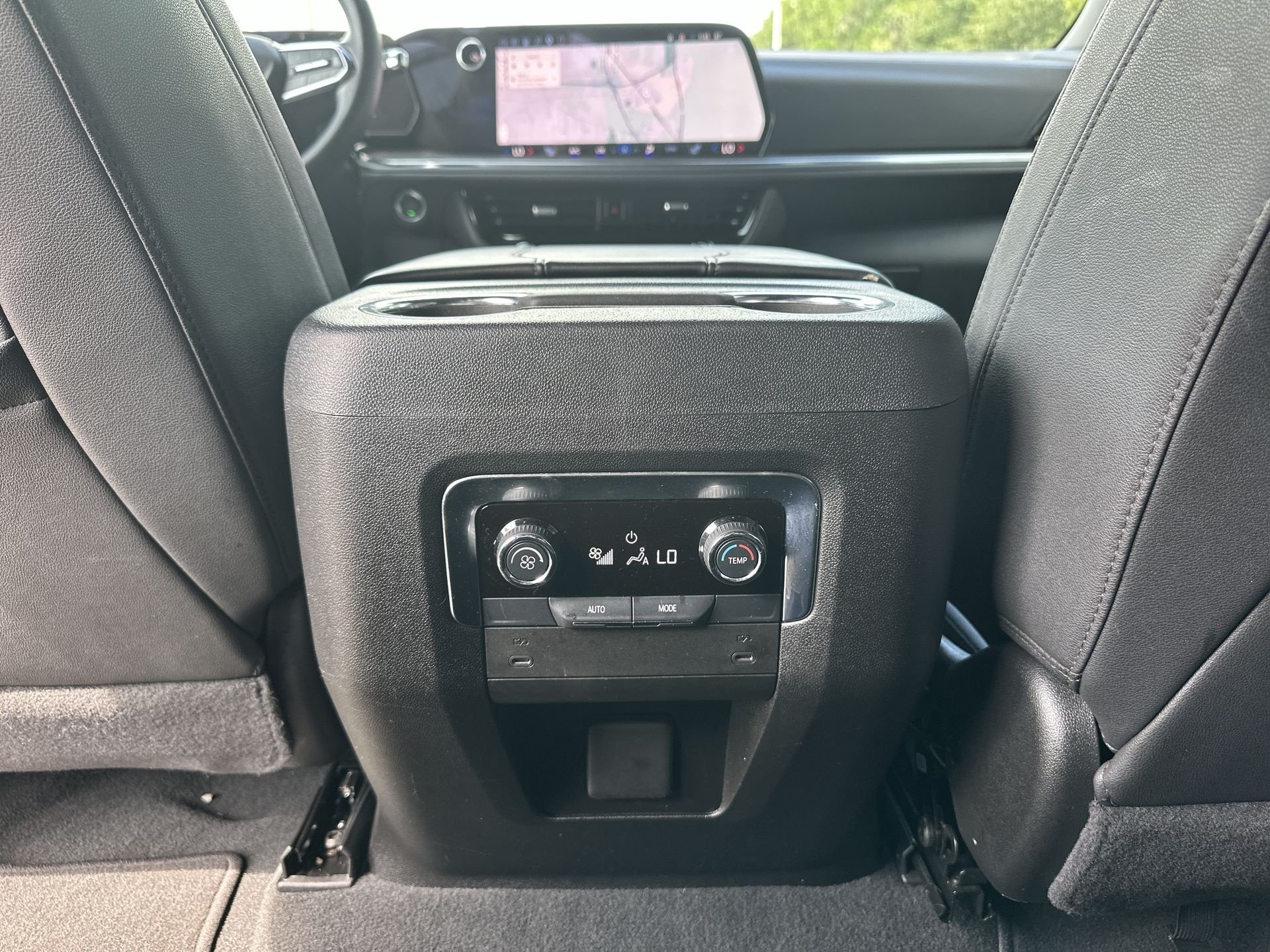 2025 Chevrolet Tahoe LT - Photo 21