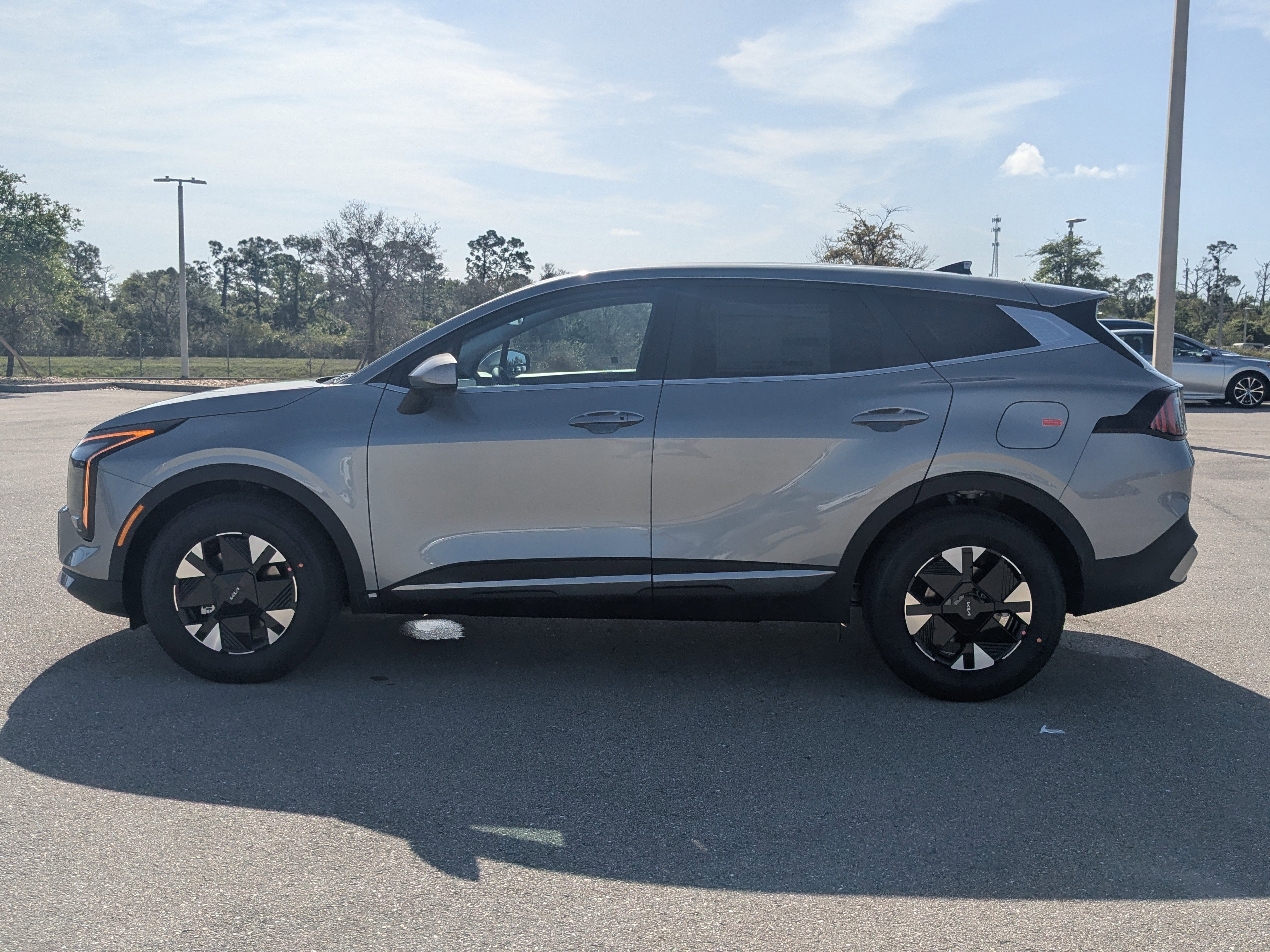 New 2026 Steel Gray Kia LX image 8