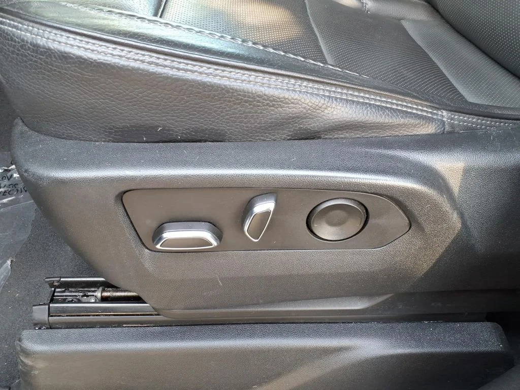 Used 2023 Black GMC Denali image 25