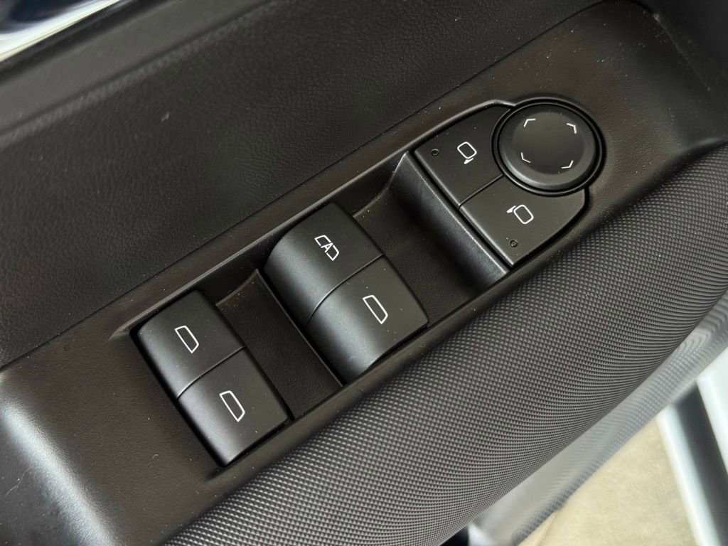 2026 Chevrolet Colorado Z71 - Photo 23
