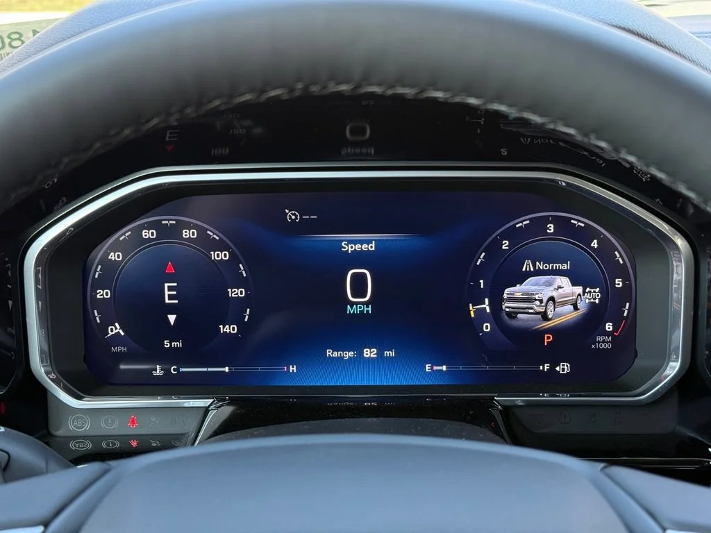 New 2026 Summit White Chevrolet LT image 20