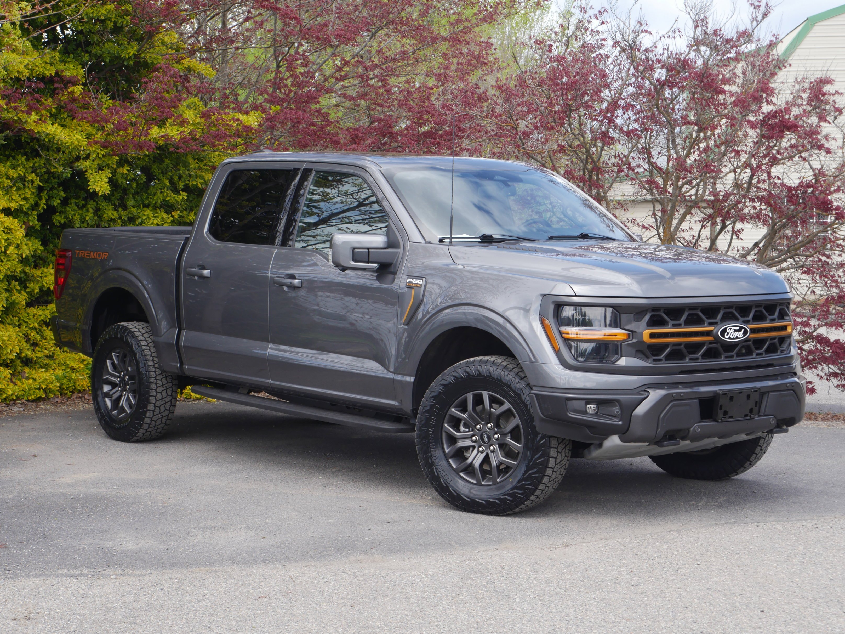 Certified Used 2025 Gray Ford Tremor image 35