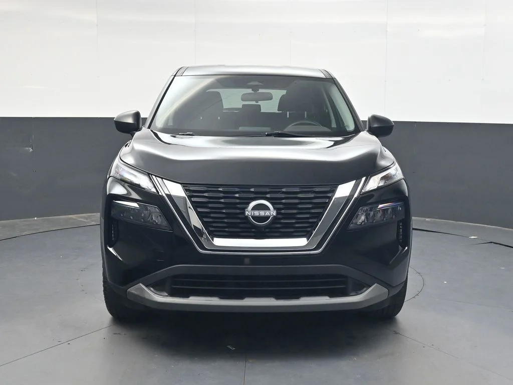 Used 2023 Black Nissan S image 12
