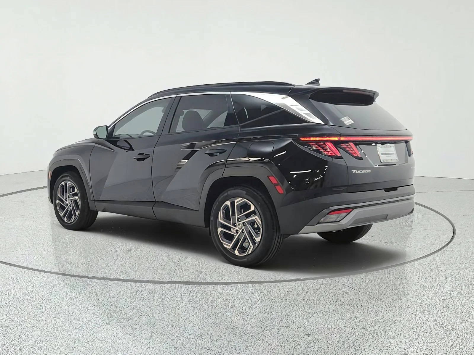 Used 2025 Ash Black Hyundai Limited AWD image 7