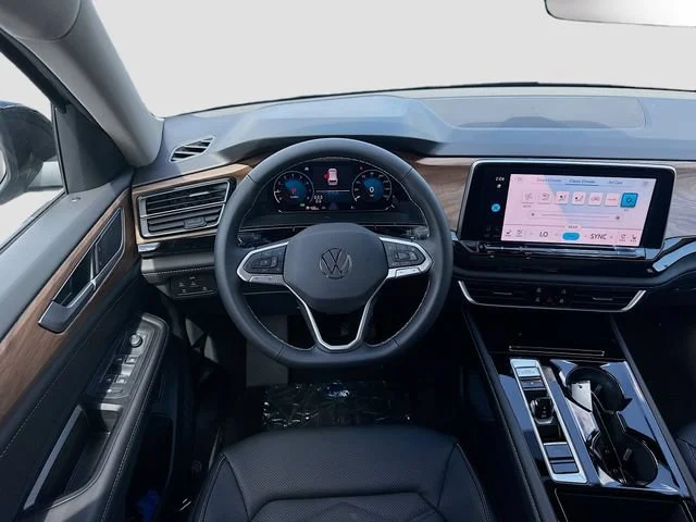 2026 Volkswagen Atlas SE w/Tech - Photo 17