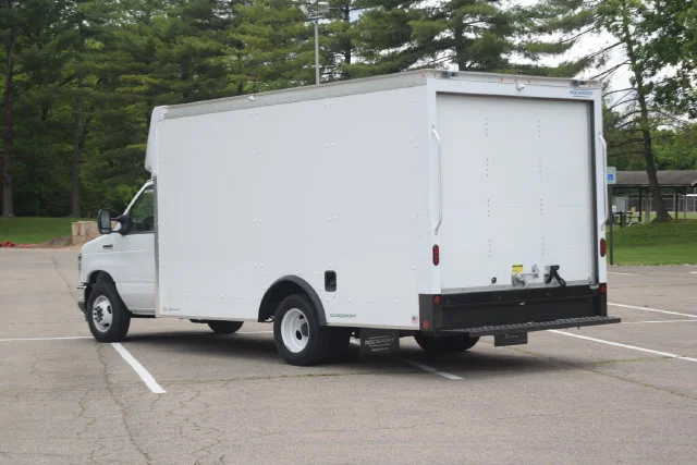 2026 Ford E-Series Cutaway Base - Photo 17
