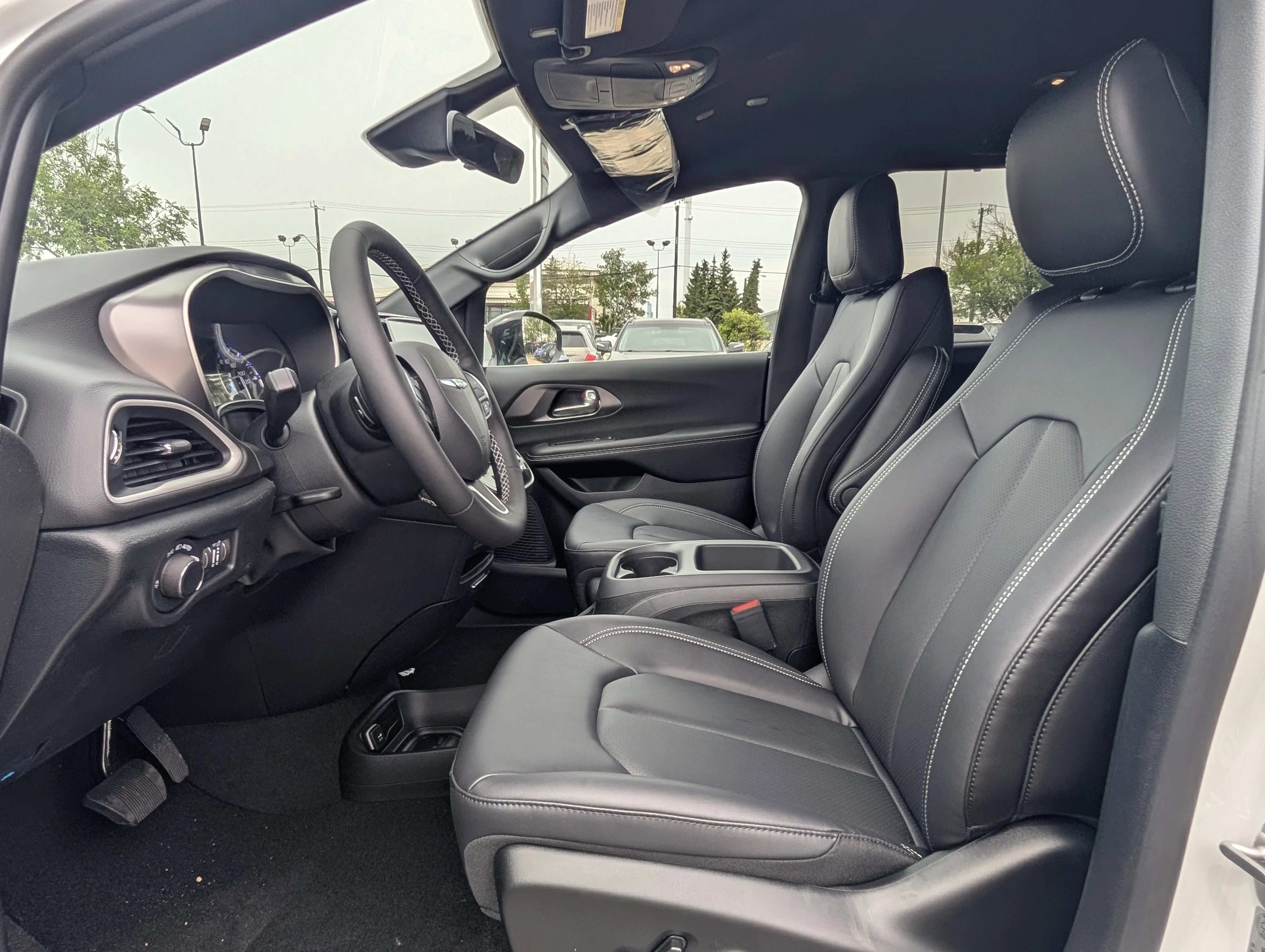 New 2026 Bright White Chrysler SXT image 17