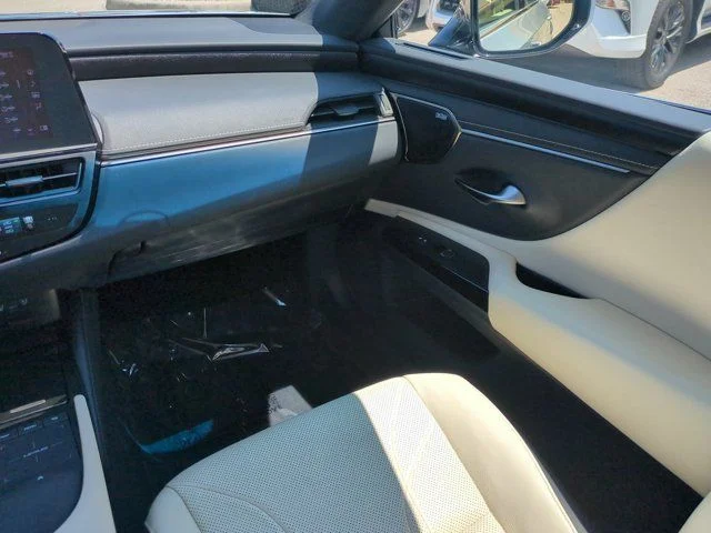 Certified Used 2022 Silver Lexus 300h Luxury image 16