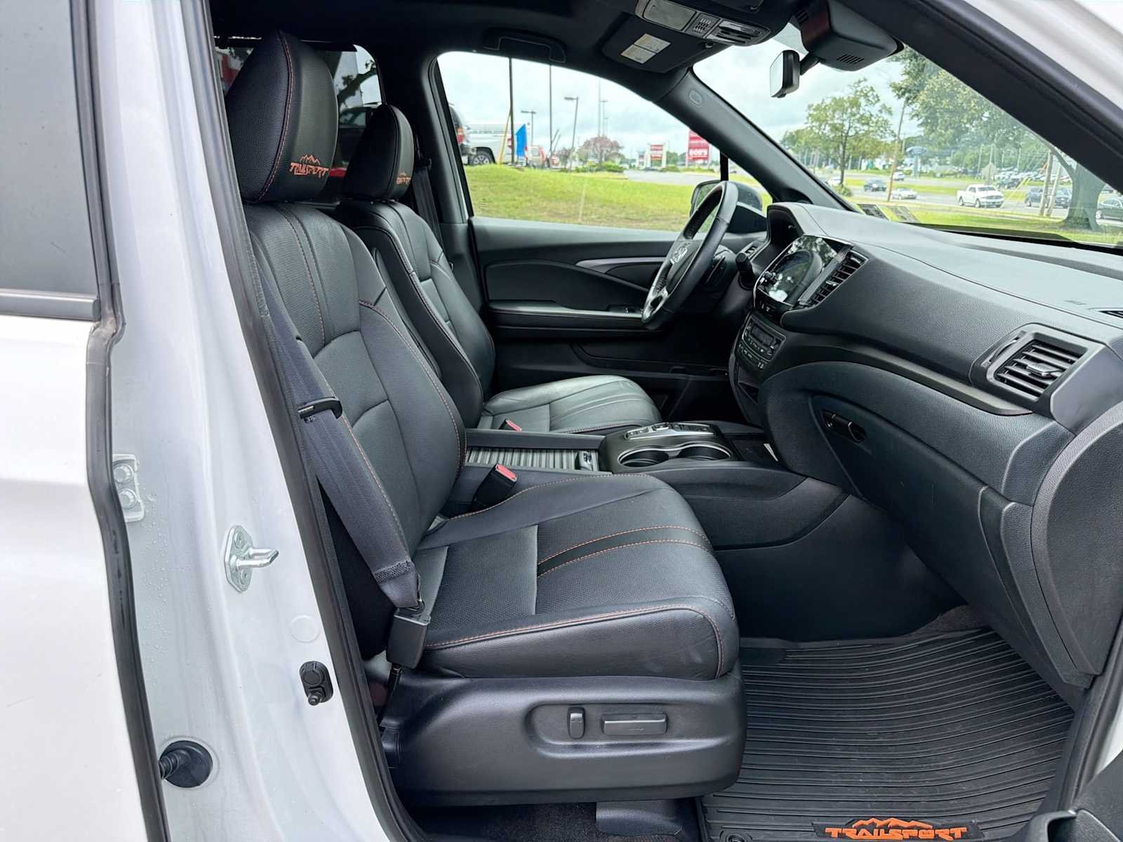 Used 2023 Platinum White Pearl Honda TrailSport image 15