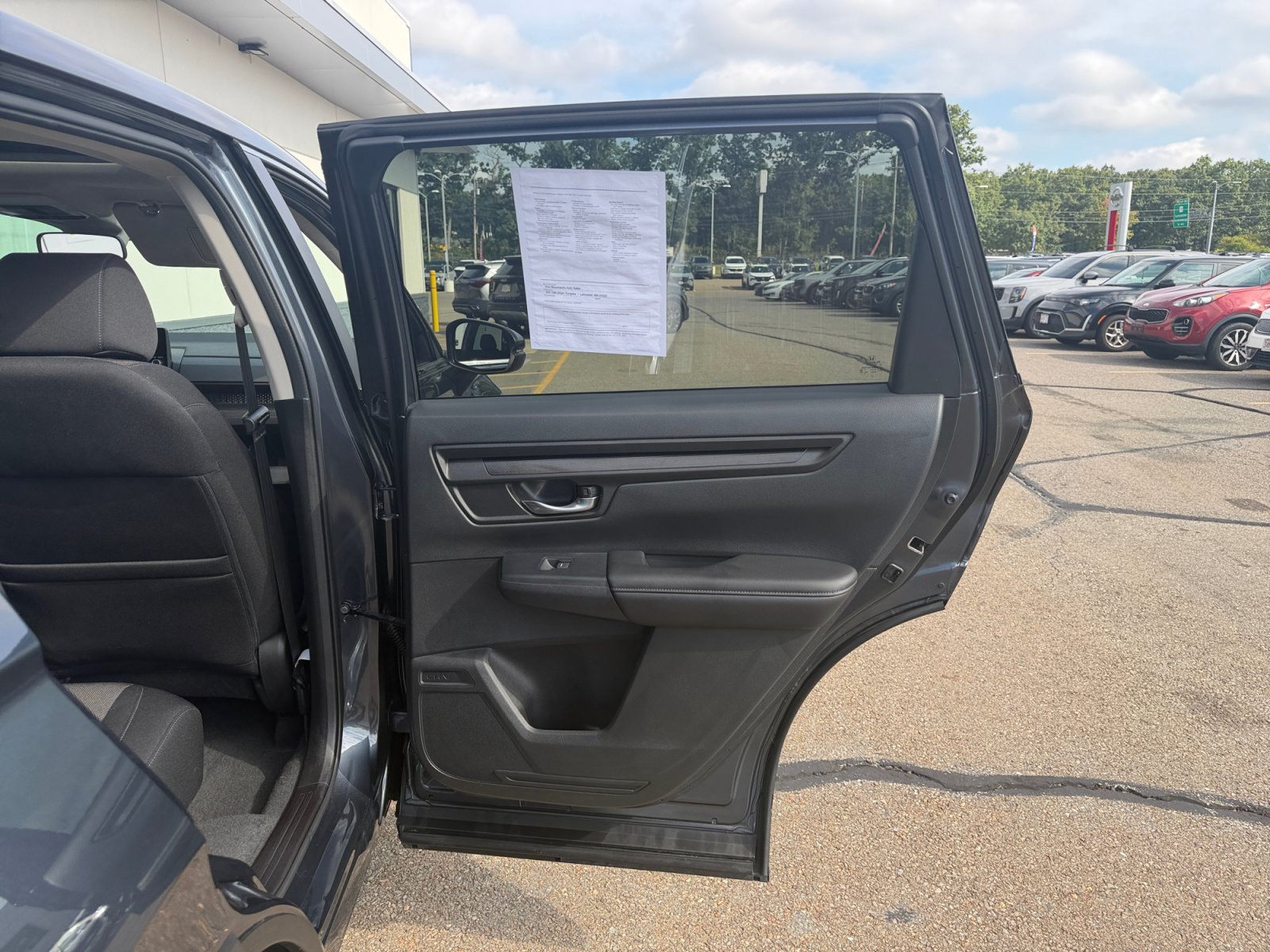 2025 Honda CR-V EX - Photo 36