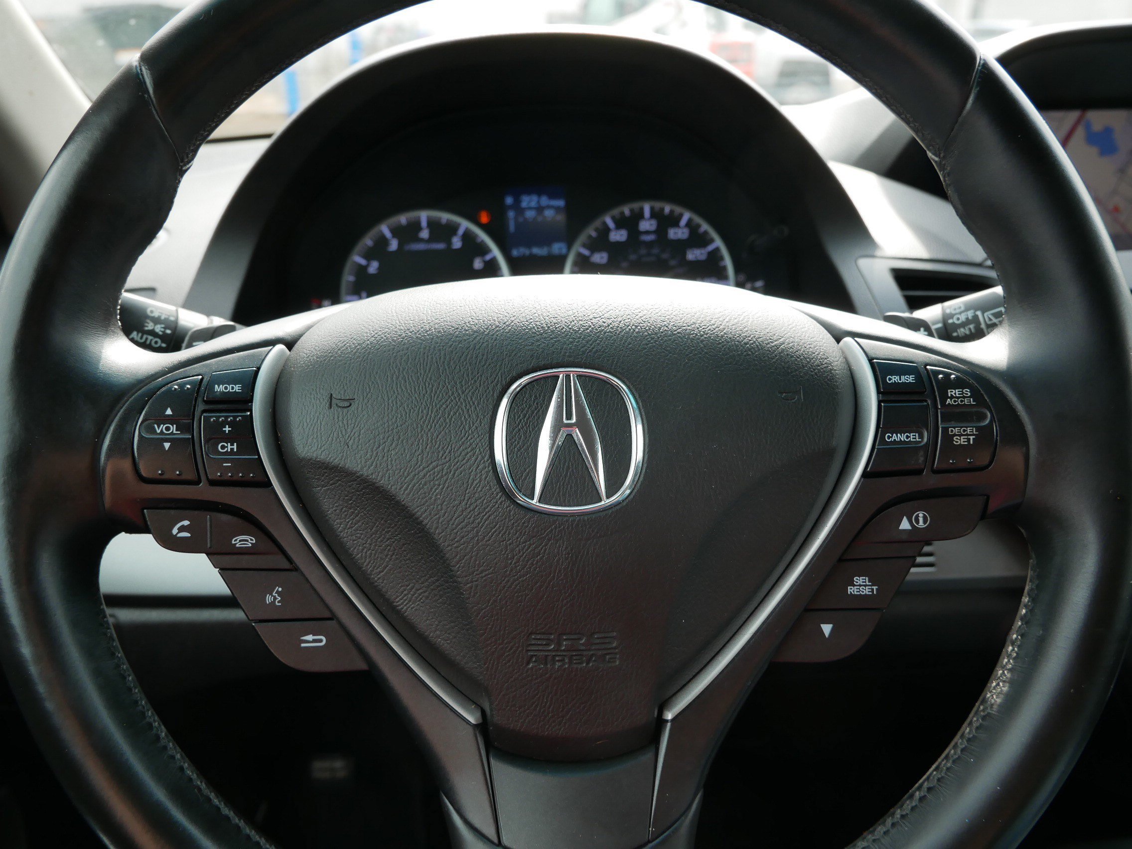 Used 2014 Crystal Black Pearl Acura Tech Pkg image 26