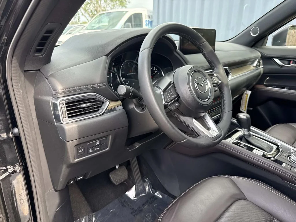 Certified Used 2025 Black Mazda 2.5 Turbo Signature image 28