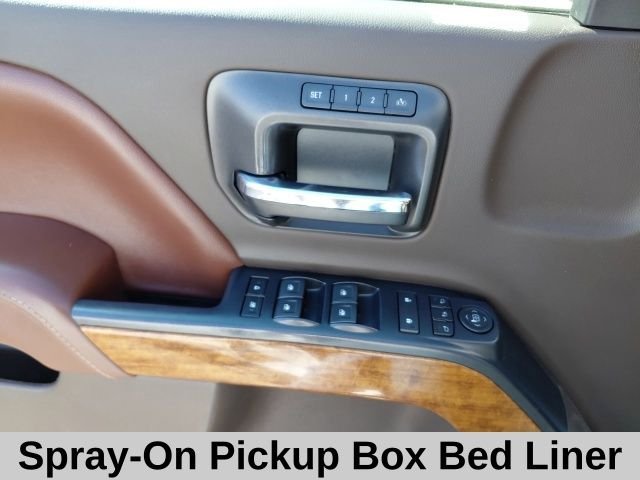 Used 2018 Beige Chevrolet High Country image 15